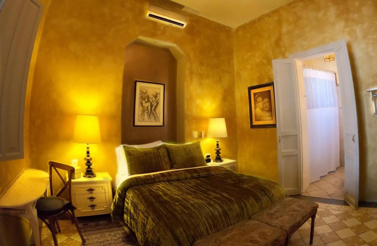 La Perla Hotel Boutique B&B Γκουανταλαχάρα Εξωτερικό φωτογραφία