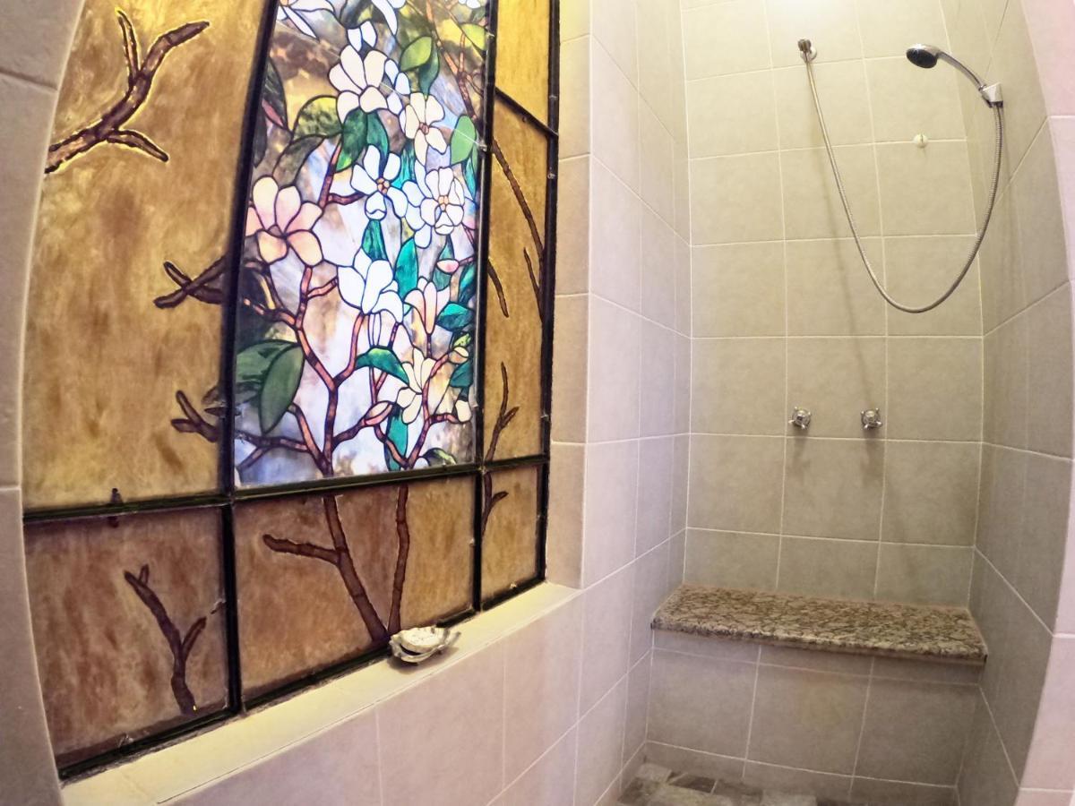 La Perla Hotel Boutique B&B Γκουανταλαχάρα Εξωτερικό φωτογραφία