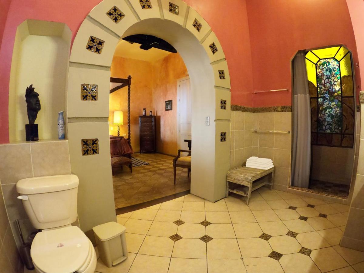 La Perla Hotel Boutique B&B Γκουανταλαχάρα Εξωτερικό φωτογραφία