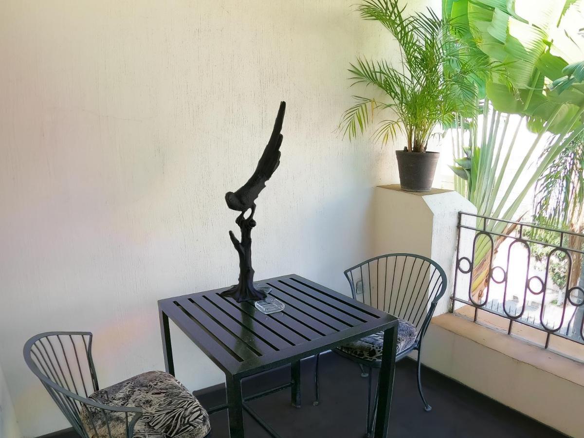 La Perla Hotel Boutique B&B Γκουανταλαχάρα Εξωτερικό φωτογραφία