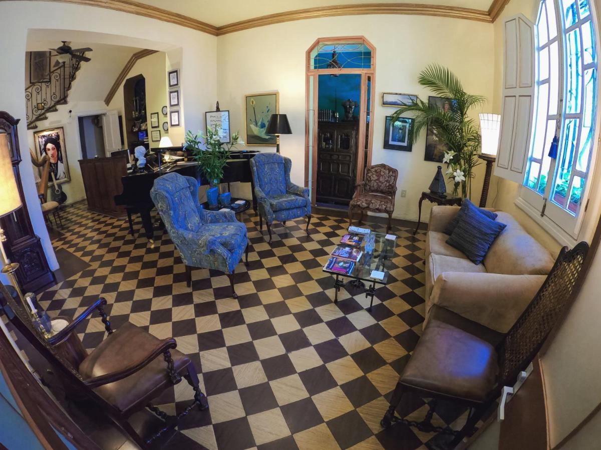 La Perla Hotel Boutique B&B Γκουανταλαχάρα Εξωτερικό φωτογραφία