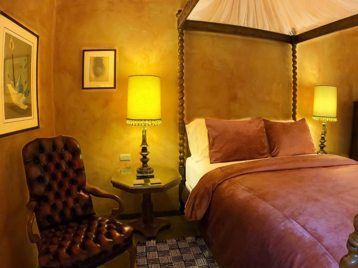 La Perla Hotel Boutique B&B Γκουανταλαχάρα Εξωτερικό φωτογραφία
