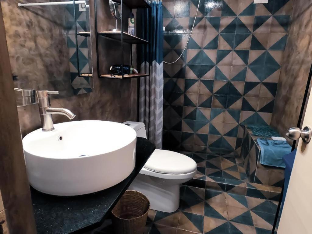 La Perla Hotel Boutique B&B Γκουανταλαχάρα Εξωτερικό φωτογραφία